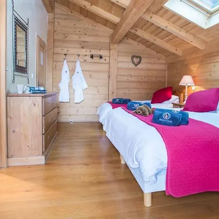 Chalet Brown Bear
