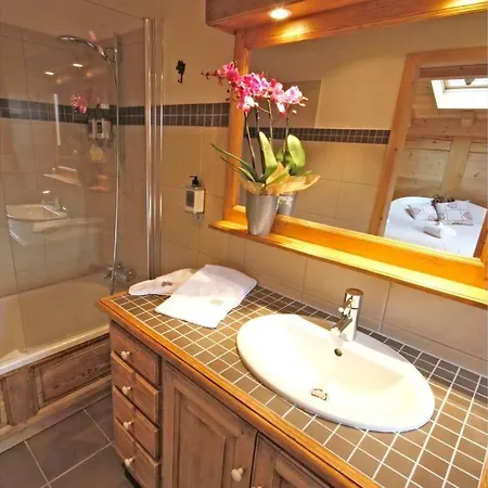 Brown Bear Chalet